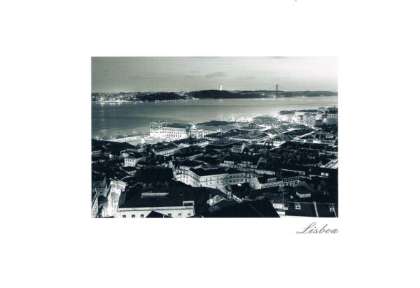 Postal de Papel Imagem de Lisboa à Noite em Preto e Branco